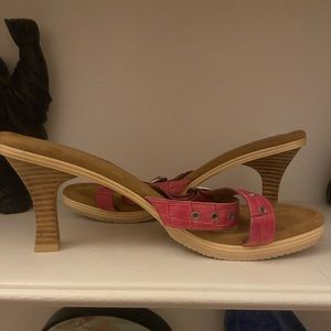 Amanda Smith Pink & Tan Sandals